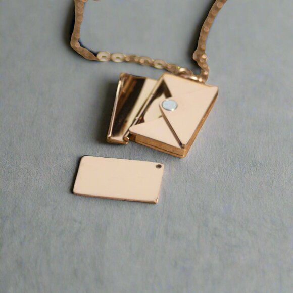 Custom Letter Envelope Pendant Necklace Customized Stainless Steel - Picture 4 of 10